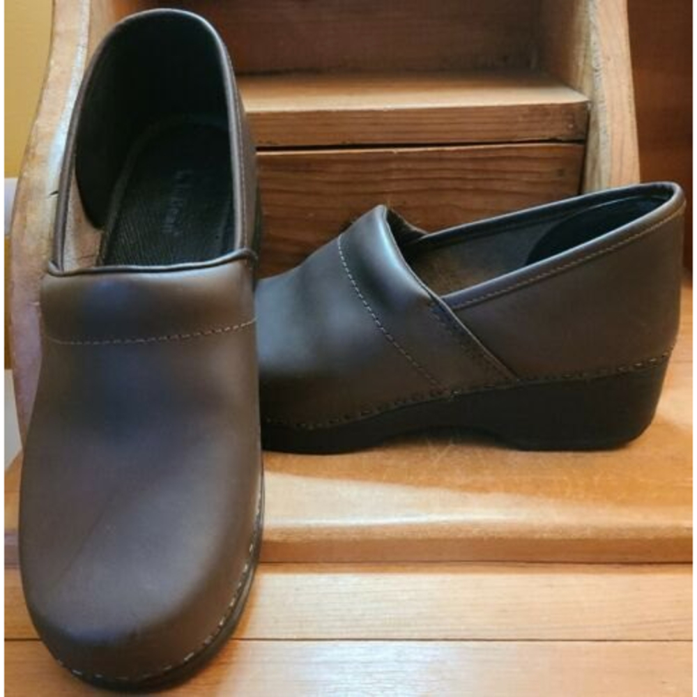 LL Bean Clog Comfort W Size 8.5/39  Chocolate Brown Leather